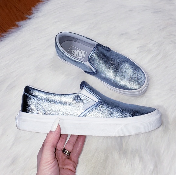 Vans Shoes - Vans classic slip on sneakers